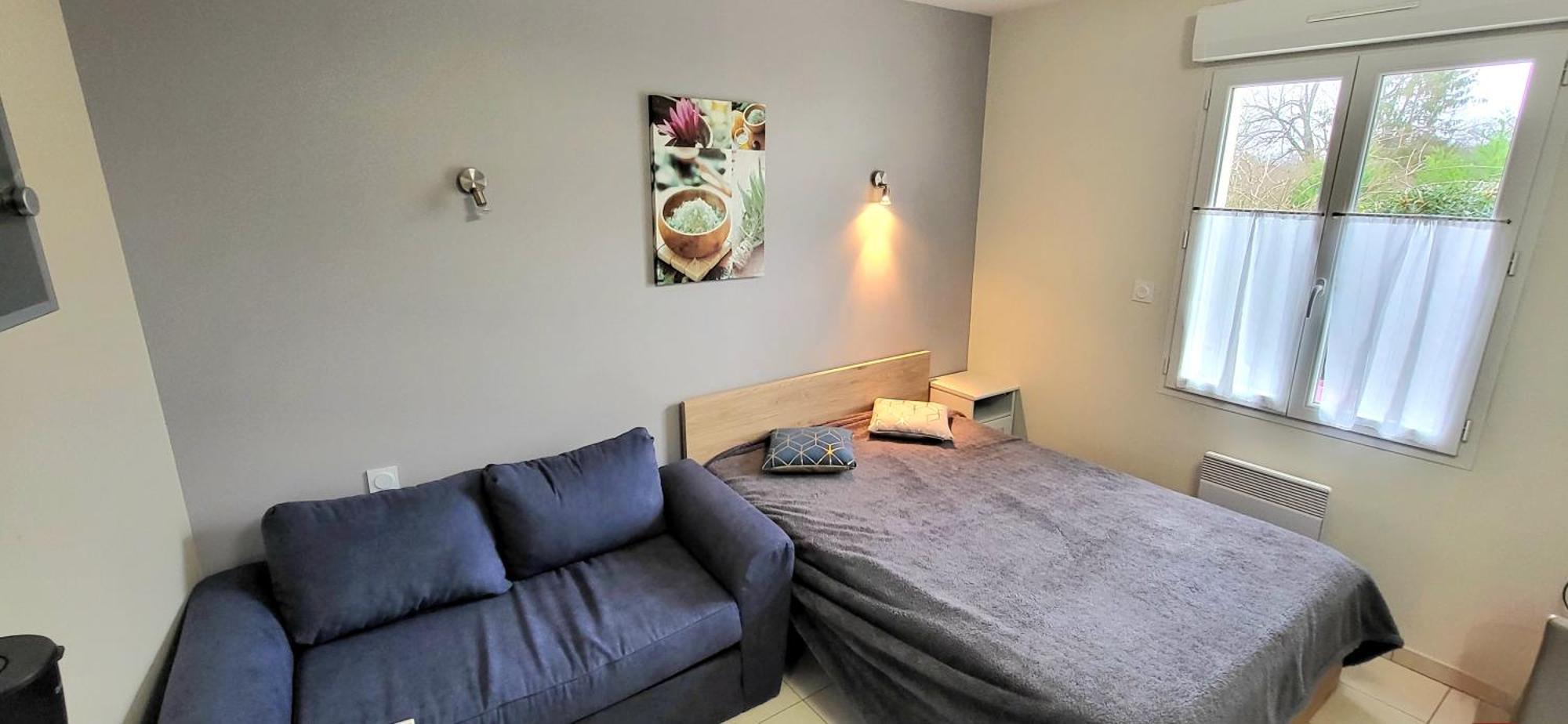 Residences Les Sansonnets "Appartements & Studios" Jonzac Exteriör bild