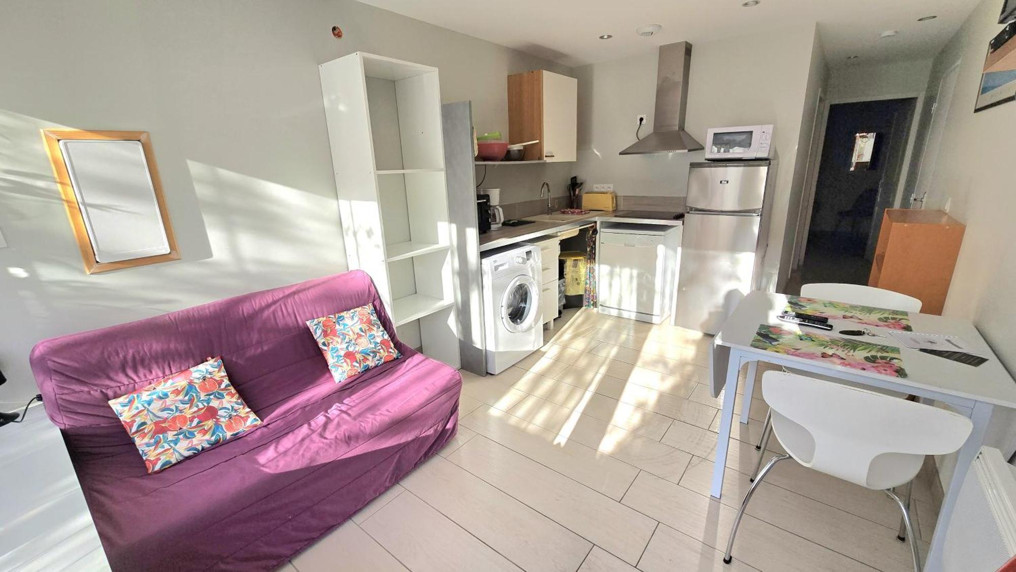 Residences Les Sansonnets "Appartements & Studios" Jonzac Exteriör bild